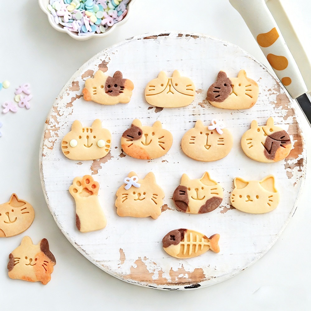 قوالب تقطيع الكوكيز على شكل قط - مراجعة Kitchen Baking Store وسعره