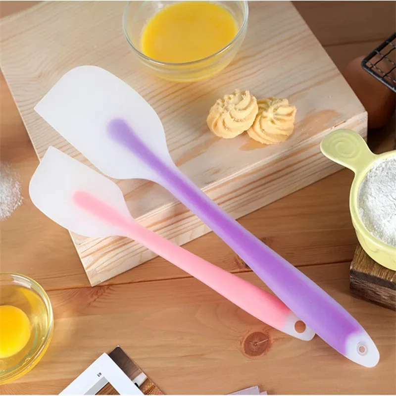 مكشطة سيليكون مرنة بحجمين، مقا - مراجعة Kitchen Baking Must Haves وسعره